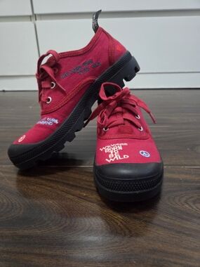 Love Moschino Red Lug Sole Embroidered Woman's Sneakers
